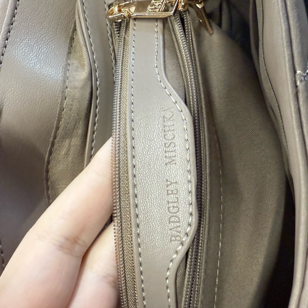 Badgley Mischka Quilted tan shoulder/CrossbodyBag - Picture 7 of 13